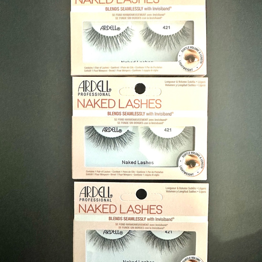 Never been opened false eyelashes